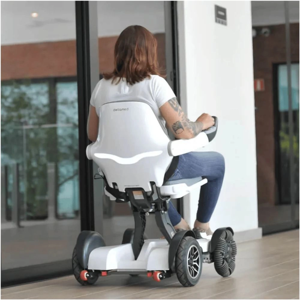 Cadeira Motorizada Dobrável 120kg Spacemed Dellamed