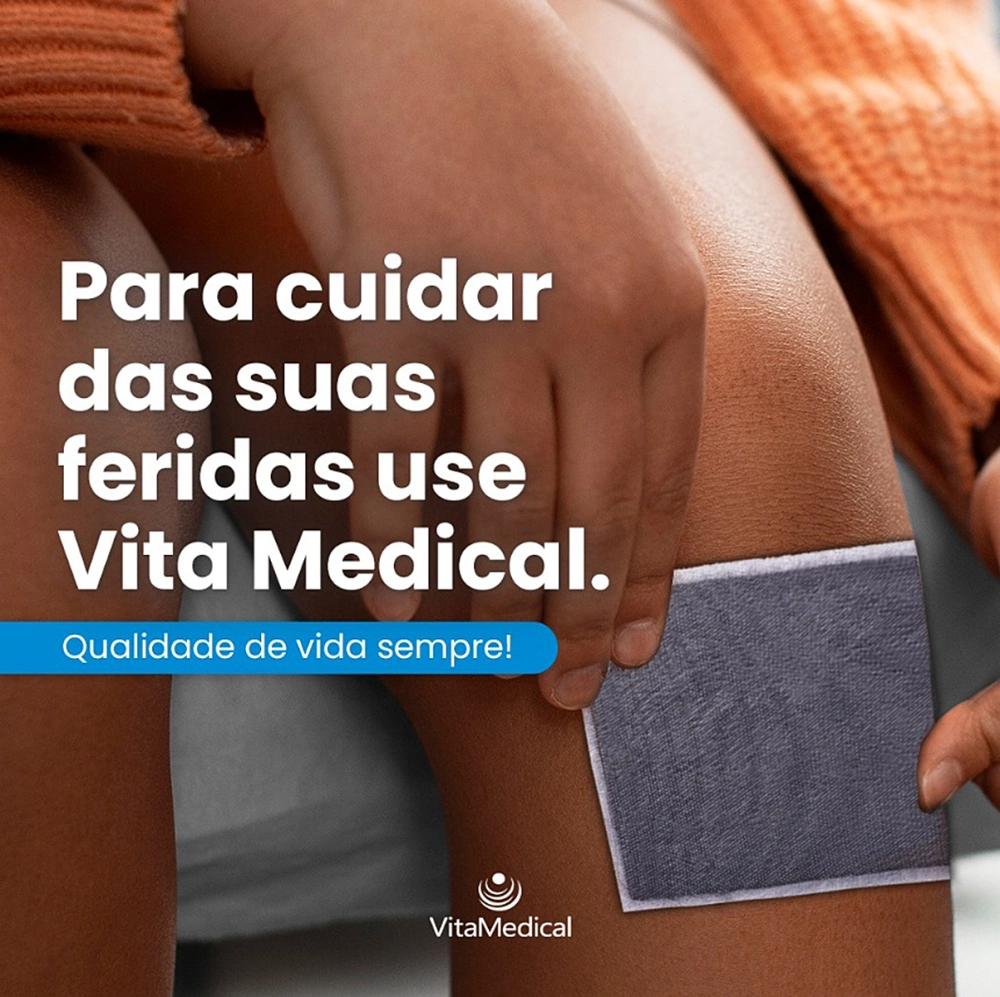 Curativo De Fibras De Alginato De Cálcio Com Prata Ação Microbiano Absorção De Exsudato Silver Care 10 x 10 CM VitaMedic