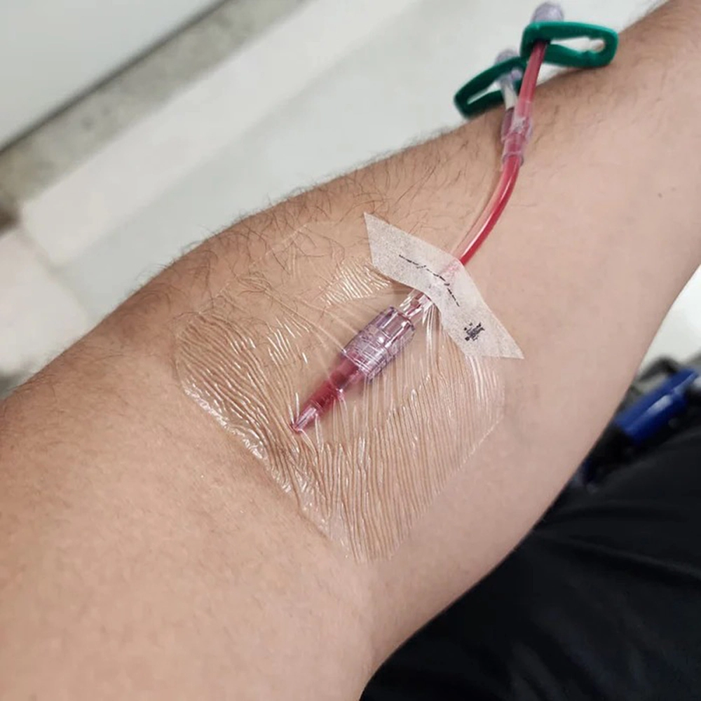 Curativo Placa Filme Adesivo Transparente Sem Fenestra Facil Remoçao Para Cateter Tatuagem Kangli Film 10 x 12 CM Vita Medical