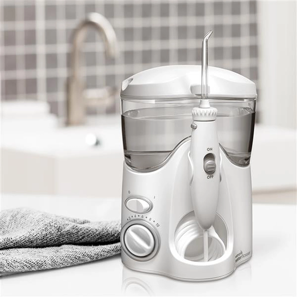 Irrigador Aparelho de Limpeza Higiene Bocal Oral Dental Elétrico Portátil USB 127V 600 ml Waterpik Ultra WP100B